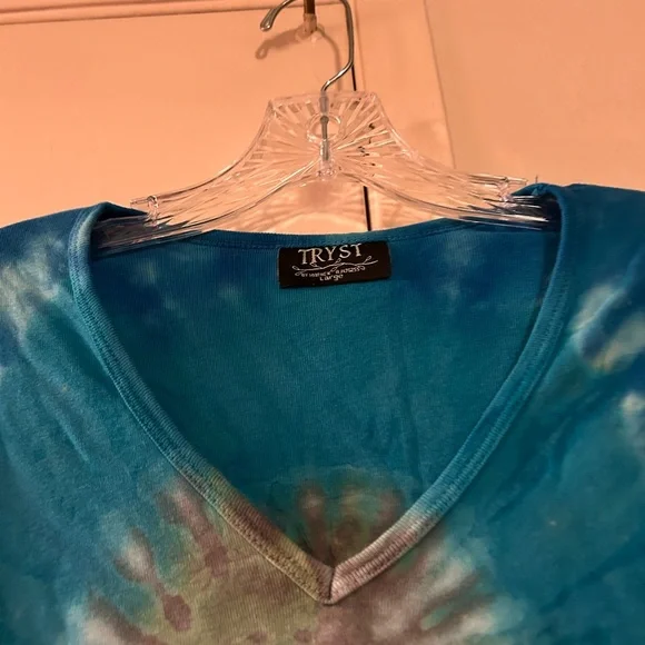 Tryst Blue and White Tie-Dye Long Sleeve Top - Picture 5 of 7